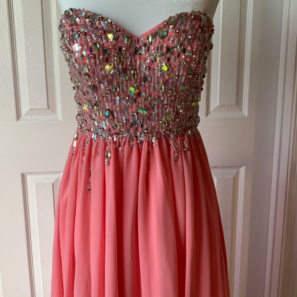 Pink prom dress (donated) - Picture 2 of 10